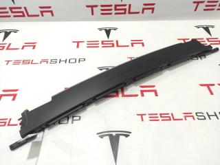 Накладка проема подъемной задней двери Tesla Model X 1 поколение [рестайлинг] 2022, 1105132-00-F