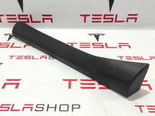 Накладка декоративная обшивки двери Tesla Model S 1 поколение [рестайлинг] 2019, 1009438-02-E