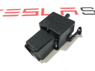 Крепеж бокса подкапотного (ванны) Tesla Model 3 1 поколение 2020, 1131205-00-C