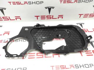 Накладка внутренняя двери Tesla Model 3 1 поколение 2020, 1092147-00-D