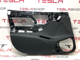 обшивка двери передняя левая Tesla Model S 1 поколение [рестайлинг] 2019, 6006071-22-I