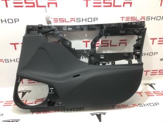 обшивка двери передняя правая Tesla Model S 1 поколение [рестайлинг] 2019, 1007936-22-M