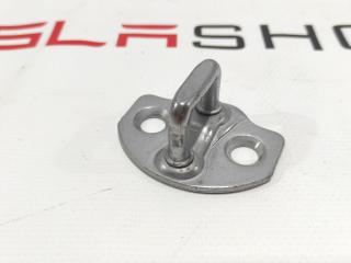 Петля замка двери Tesla Model 3 1 поколение 2020, 1107262-00-C, 1525919-00-A
