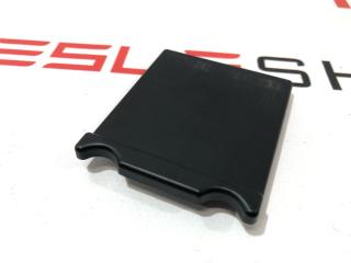 Накладка подголовника Tesla Model S 1 поколение [рестайлинг] 2019, 1067384-01-A, 9876536-00-A, 9876540-00-A
