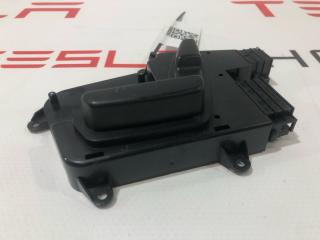 Блок регулировки положения водительского сиденья Tesla Model S 1 поколение 2016, 1007271-00-A, A1648201310