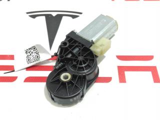 Электродвигатель регулировки угла наклона спинки водит./пассаж. Tesla Model S 1 поколение [рестайлинг] 2019, 6004RA3225, AG131033225
