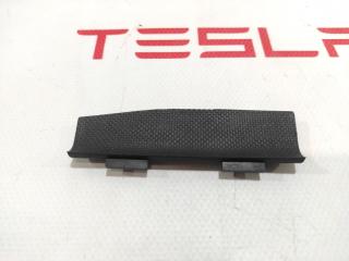 Заглушка болта дверной карты (резиновая) Tesla Model S 1 поколение [рестайлинг] 2018, 1007941-00-B