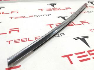 молдинг двери задней правой Tesla Model S 1 поколение [рестайлинг] 2018, 1095921-00-C, 6009604-00-C