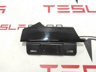 Декоративная накладка центральной панели Tesla Model S 1 поколение [рестайлинг] 2018, 1042772-12-C