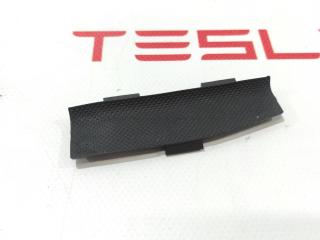 Заглушка болта дверной карты (резиновая) Tesla Model S 1 поколение [рестайлинг] 2018, 1007941-00-B