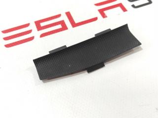 Заглушка болта дверной карты (резиновая) Tesla Model S 1 поколение [рестайлинг] 2018, 1002966-00-B