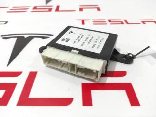 Блок управления стояночным тормозом и парктрониками Tesla Model S 1 поколение [рестайлинг] 2018, 1129519-00-A