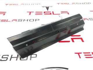 Кронштейн (крепление) коврового покрытия багажника Tesla Model S 1 поколение [рестайлинг] 2018, 1009174-00-E