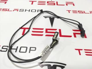 Кабель USB Tesla Model S 1 поколение [рестайлинг] 2018, 1004815-08-B