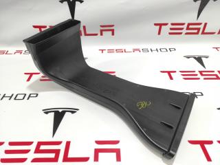 Воздуховод центральной панели Tesla Model S 1 поколение [рестайлинг] 2018, 1008281-00-F