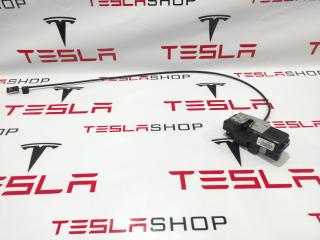 замок двери задней левой Tesla Model S 1 поколение [рестайлинг] 2018, 6008911-00-D