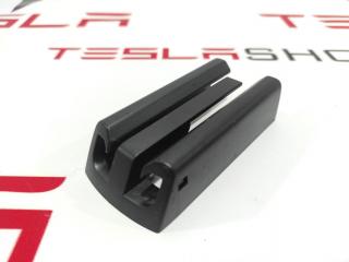 Заглушка салазки сиденья Tesla Model S 1 поколение [рестайлинг] 2018, 1051476-00-A