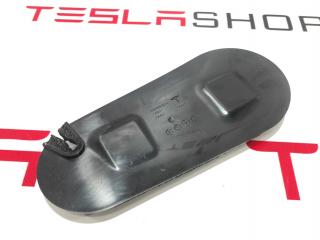 Заглушка замка двери Tesla Model S 1 поколение [рестайлинг] 2018, 1064669-00-A
