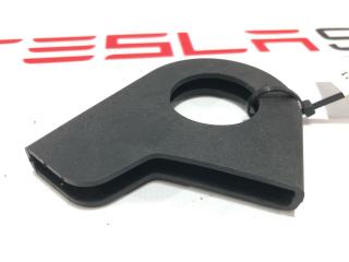 Крышка кронштейна сидений 2-го ряда Tesla Model 3 1 поколение 2020, 1105326-00-A