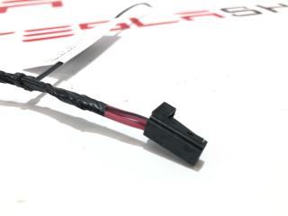 разъем (фишка) проводки Tesla Model S 1 поколение [рестайлинг] 2017, 1046132-00-B