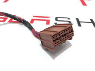 разъем (фишка) проводки Tesla Model X 1 поколение 2017, 1046132-00-B