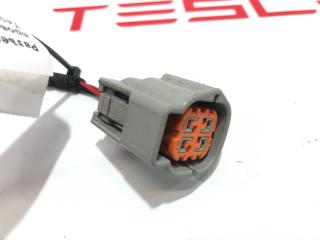 разъем (фишка) проводки Tesla Model X 1 поколение 2017, 1046132-00-B