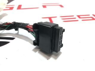 разъем (фишка) проводки Tesla Model X 1 поколение 2017, 2032438-01-A, 1046132-00-B