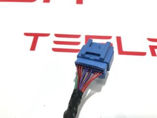 разъем (фишка) проводки Tesla Model X 1 поколение 2017, 2032438-01-A, 1046132-00-B