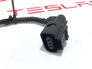разъем (фишка) проводки Tesla Model X 1 поколение 2017, 2032438-01-A, 1046132-00-B