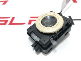 Фонарь подсветки салона Tesla Model S 1 поколение 2012, 1002547-00-B, 1002484-00-C