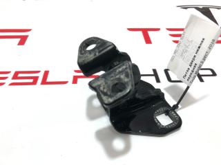 петля двери Tesla Model S 1 поколение [рестайлинг] 2018, 6009552-00-E
