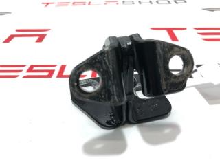 петля двери Tesla Model S 1 поколение [рестайлинг] 2018, 6009569-01-E