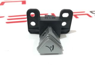 Кнопка открытия бардачка Tesla Model S 1 поколение [рестайлинг] 2018, 6008906-00-C