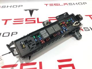 блок предохранителей Tesla Model S 1 поколение [рестайлинг] 2018, 1094405-00-D