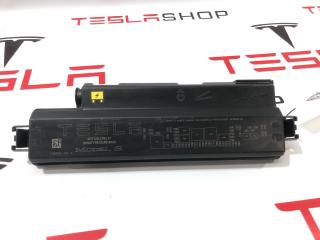 крышка блока предохранителей Tesla Model S 1 поколение [рестайлинг] 2018, 1119059-00-A