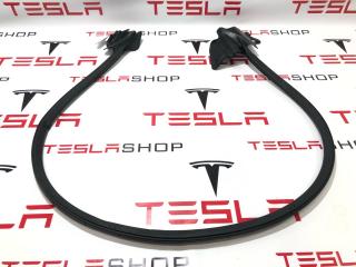 уплотнитель двери Tesla Model S 1 поколение (2012 - 2016), 6009594-00-D
