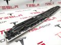 Декоративная накладка центральной панели 3, Y Tesla Model 3 1 поколение (2017 - 2025), 1091225-00-F, 1619569-00-A - фото №5