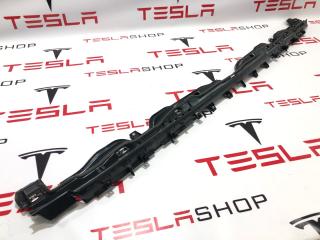 Кронштейн решетки обдува Tesla Model 3 1 поколение (2017 - 2025), 1100574-00-G