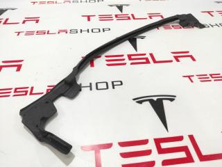 Уплотнитель задней двери Tesla Model S 1 поколение (2012 - 2016), 1005423-00-D