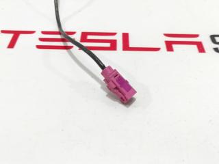 Антенна TELF зеркала наружного Tesla Model S 1 поколение (2012 - 2016), 1028947-00-B