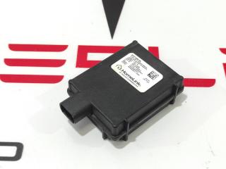 Блок Homelink Tesla Model S 1 поколение [рестайлинг] 2021, 1005371-00-B