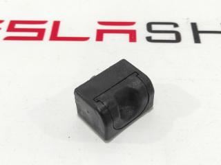 отбойник крышки багажника Tesla Model S 1 поколение [рестайлинг] 2018, 1008866-00-B, 1004039-00-B