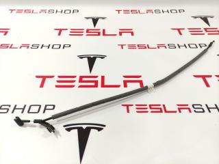 Трос открытия лючка порта зарядки Tesla Model X 1 поколение (2015 - 2021), 1067677-00-C