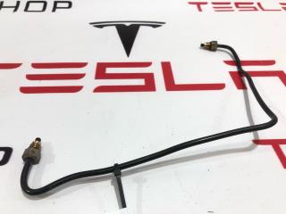 Трубка блока клапанов пневмоподвески (малая) Tesla Model X 1 поколение 2019, 1027932-00-A