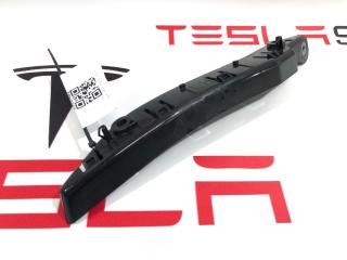 крепление бампера Tesla Model Y 1 поколение 2021, 1493770-00-B