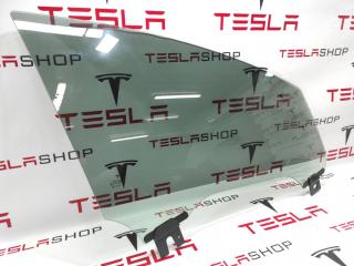 стекло двери передней правой Tesla Model X 1 поколение 2019, 1028823-00-J