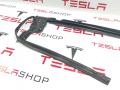 Уплотнитель стекла внутренний двери Tesla Model X 1 поколение 2019, 1472044-00-A - фото №5