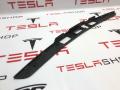 Кронштейн подсветки номера и хром накладки Tesla Model X 1 поколение 2019, 1046925-00-E, 1035370-00-E - фото №4