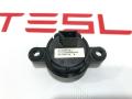 Кнопка закрытия крышки багажника Tesla Model Y 1 поколение 2021, 1501907-00-A - фото №4