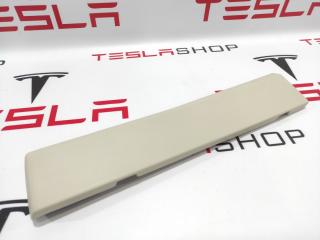 Накладка нижняя бардачка Tesla Model X 1 поколение 2019, 1002301-22-B